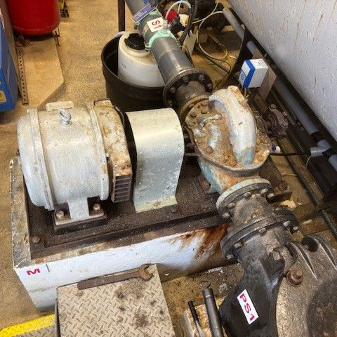 An image of a rusty pump-motor